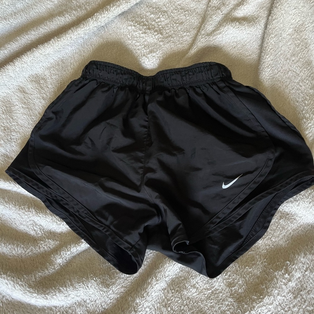 brand new nike black shorts